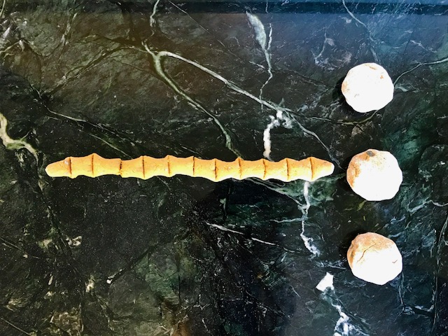 FFF_Sage_DoughRopeCut